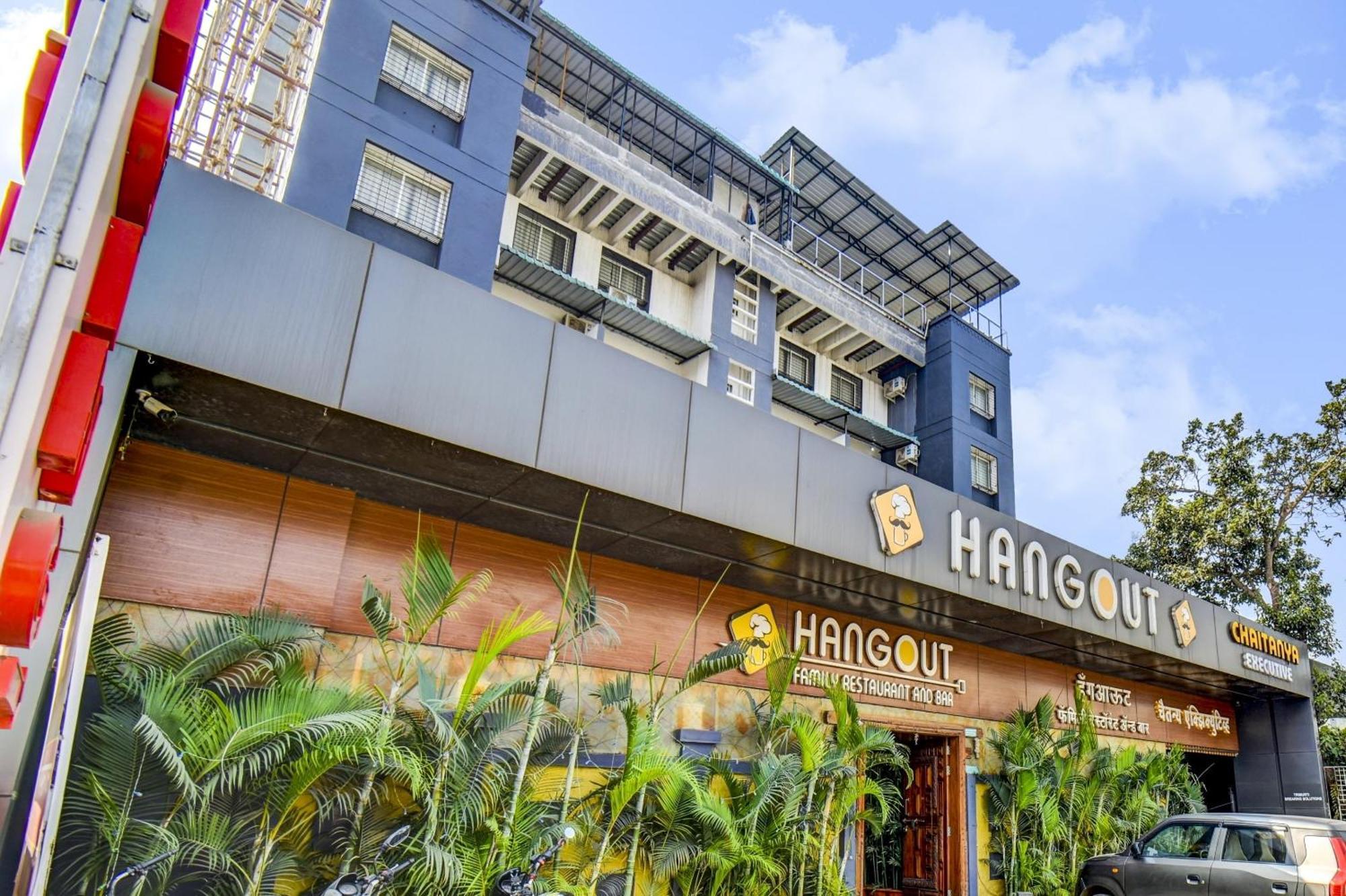 Townhouse Oak Hotel Chaitanya Executive Near Fun Time Multiplex Pune Eksteriør billede