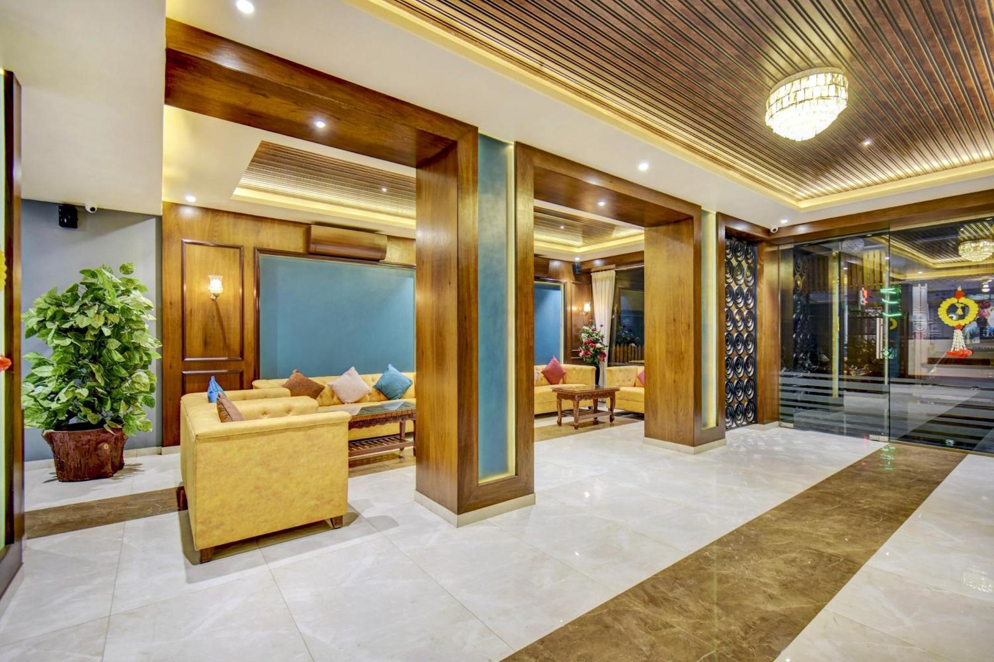 Townhouse Oak Hotel Chaitanya Executive Near Fun Time Multiplex Pune Eksteriør billede